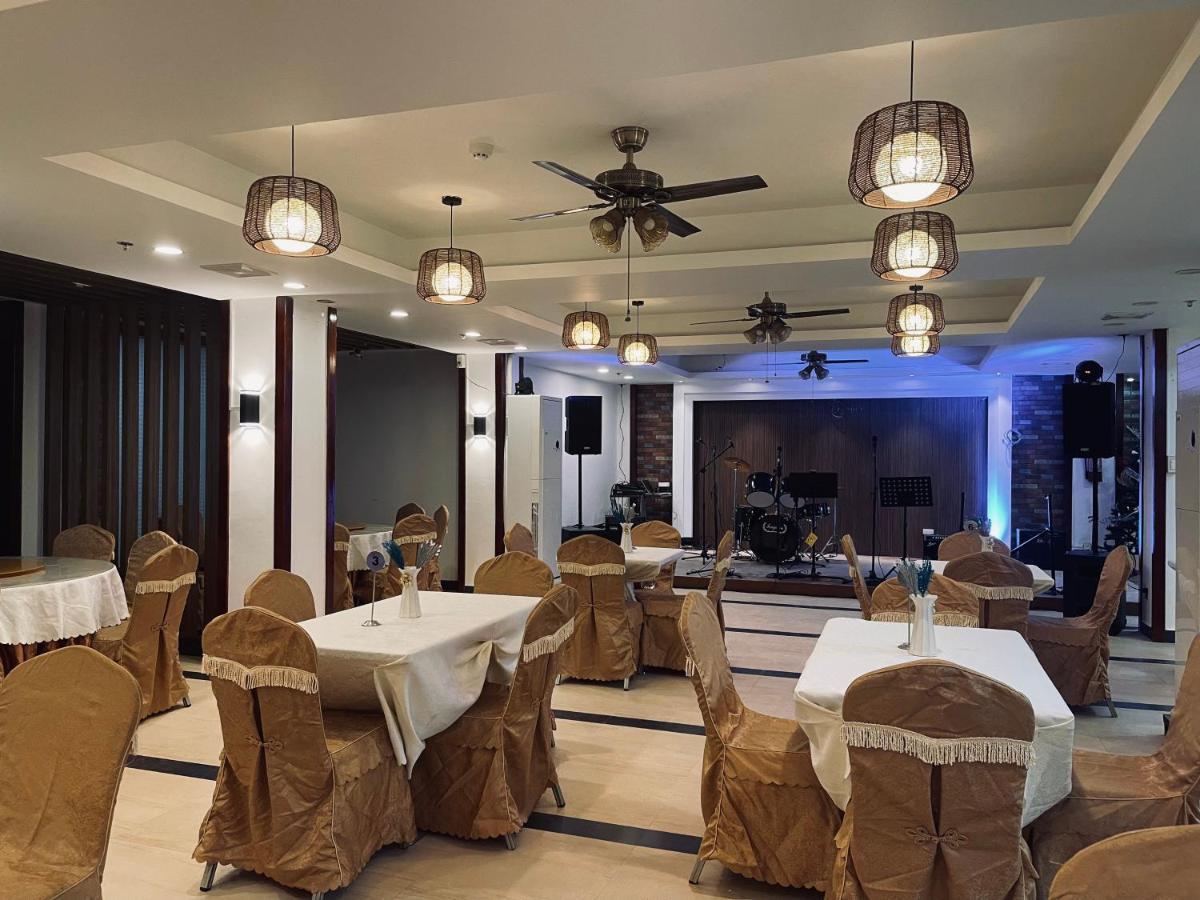 Erus Suites Hotel Boracay Manoc-Manoc Exteriér fotografie